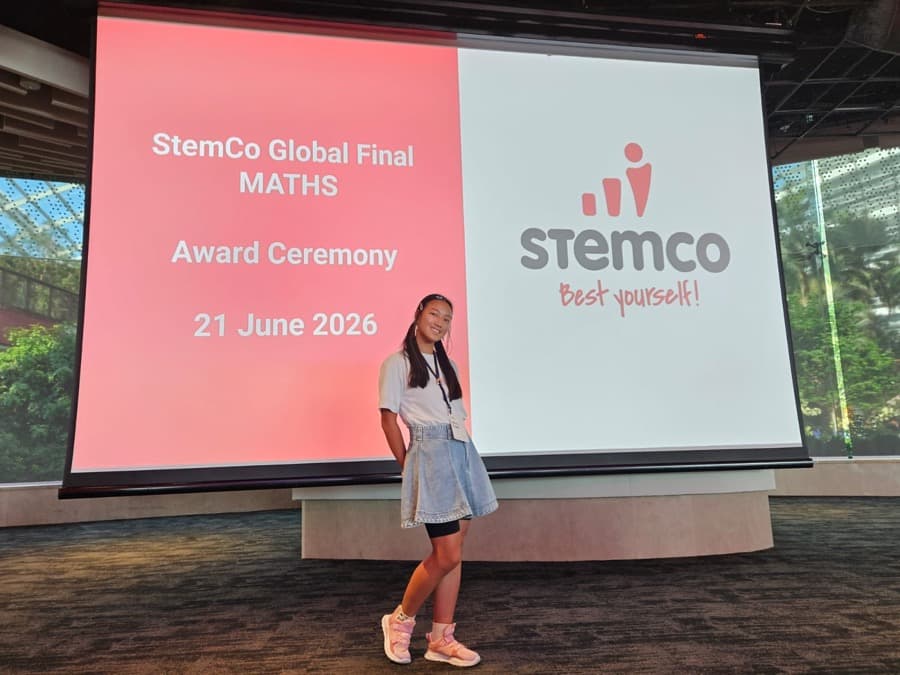 Аружан Шалкарова на церемонии StemCo